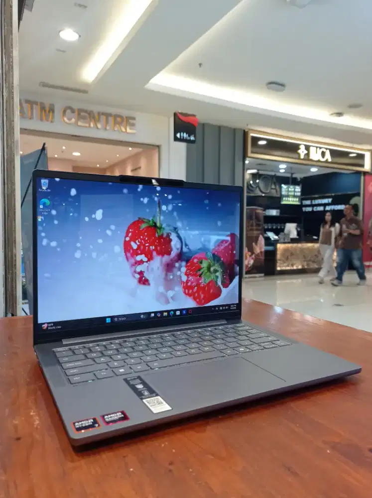 Lenovo ideapad Slim 5 14AHP10 - AMD Ryzen 7 - Garansi s/d Juli 2027