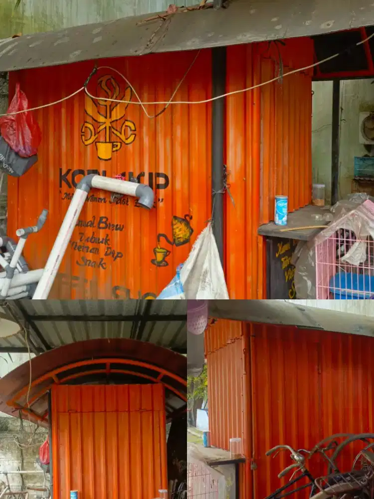 Booth container
