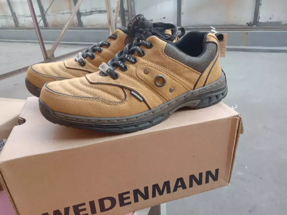 Sepatu weidenmann