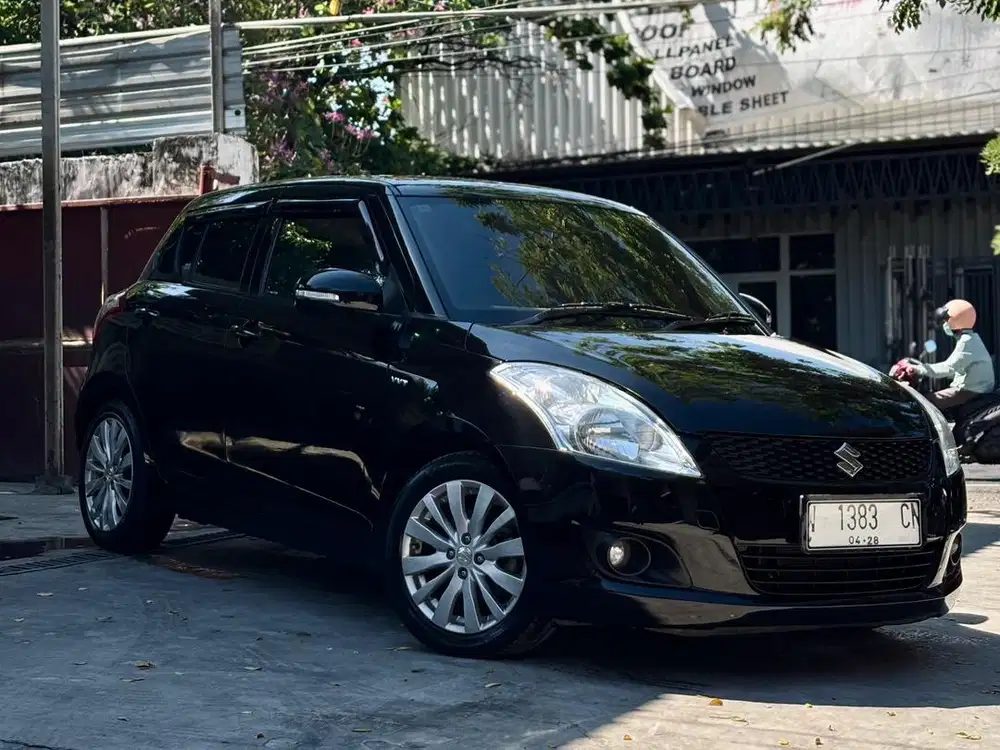 SUZUKI SWIFT GX 1.4 M/T 2013 GX SUWIFT MANUAL KM85RB TINGGAL PAKAI