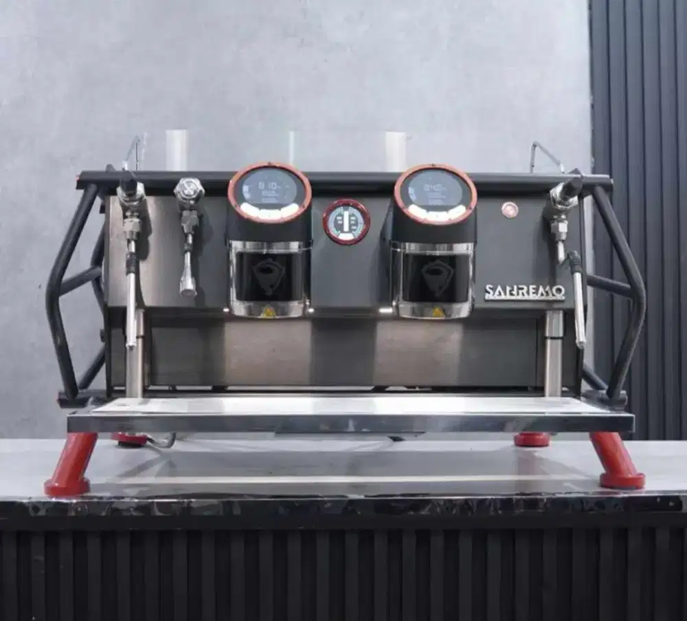 COFFEE MACHINE SECOND
