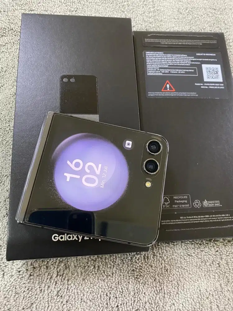 Samsung Flip 5 5G 8/512GB Graphite
