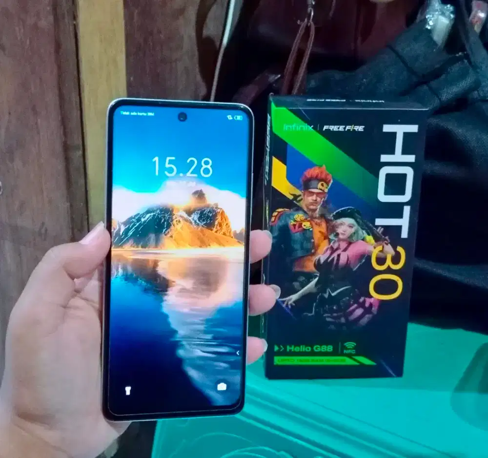 Infinix hot 30 NFC ram 8+8/128 Fullset Ori Mulus Nomines