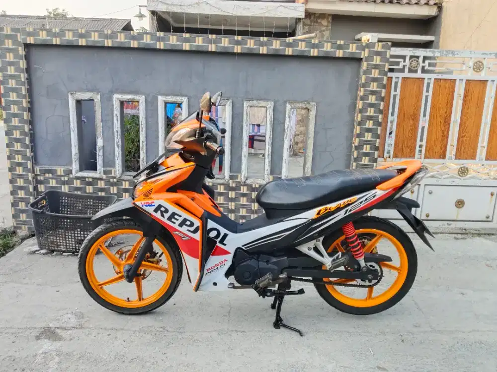 Honda Blade 125cc F1 tahun 2014 di Tangerang, cadas