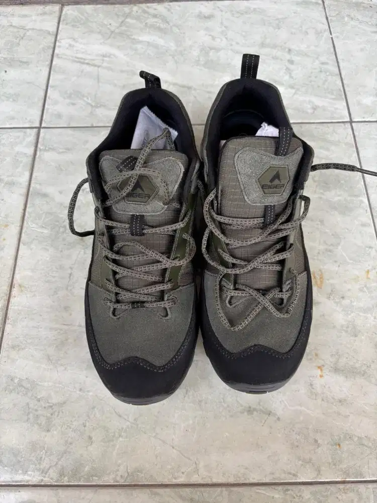 Sepatu eiger tiger claw