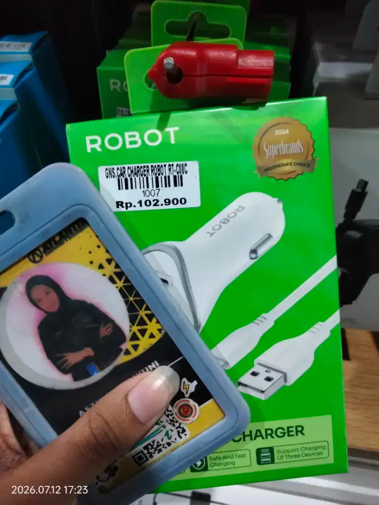 CAR CHARGER ROBOT RT-C08C