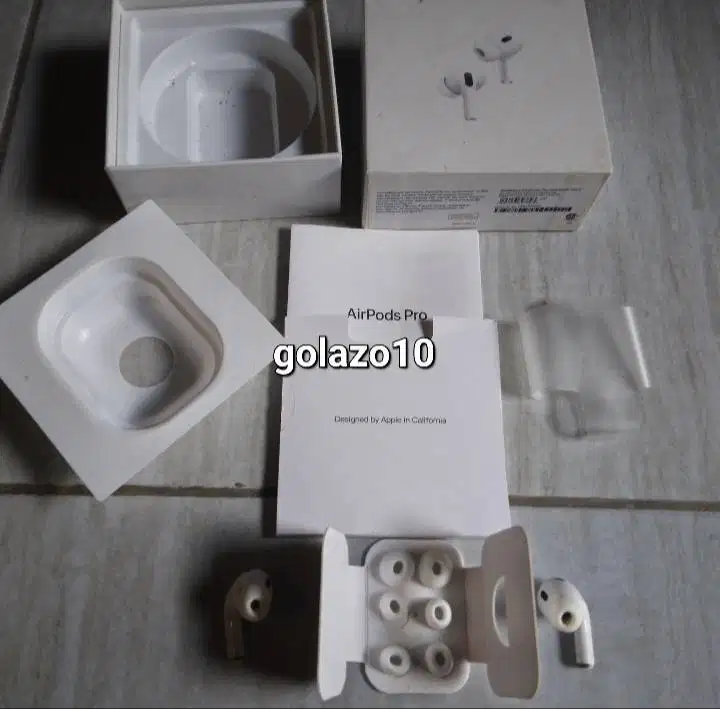 AirPods Pro 2nd Generation A2931 A2700 MQD83CH/A Apple iPhone Earphone