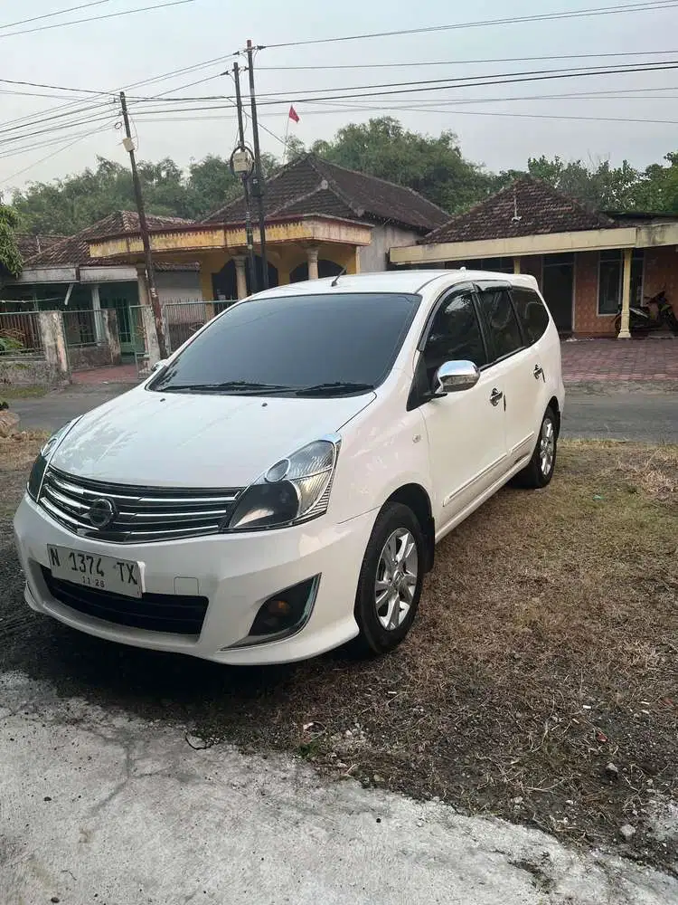 Nissan Grand livina 2013 Bensin