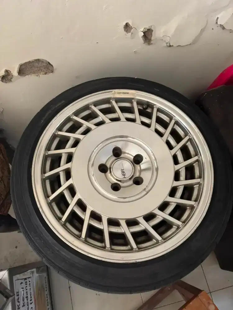Velg HSR R18 + ban