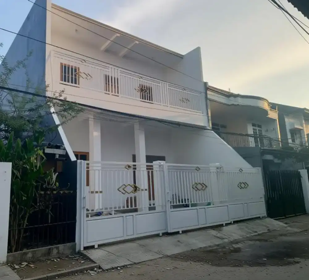 DISEWAKAN RUMAH KARANGEMPAT