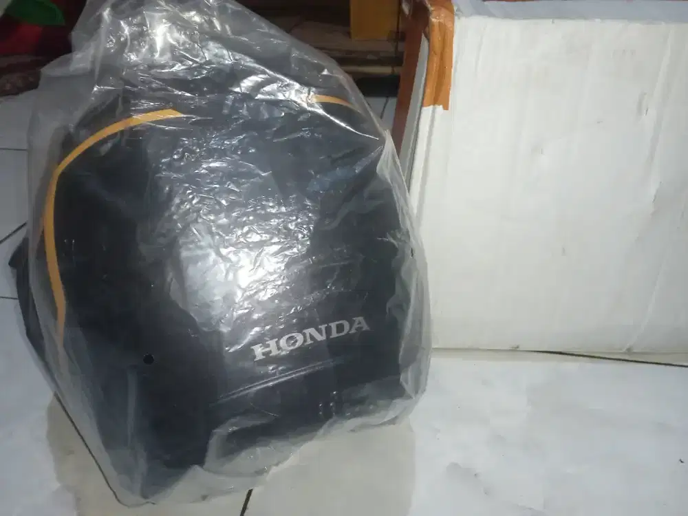 Helm Honda bawaan Beat New