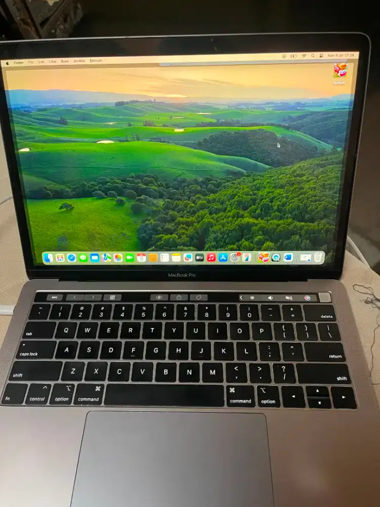 MacBook Pro Retina 2019 16/256 i5