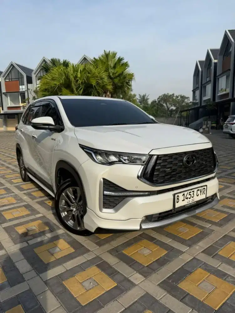 TOYOTA KIJANG INNOVA ZENIX 2.0 Q HYBRID CVT MATIC TSS MODELLISTA