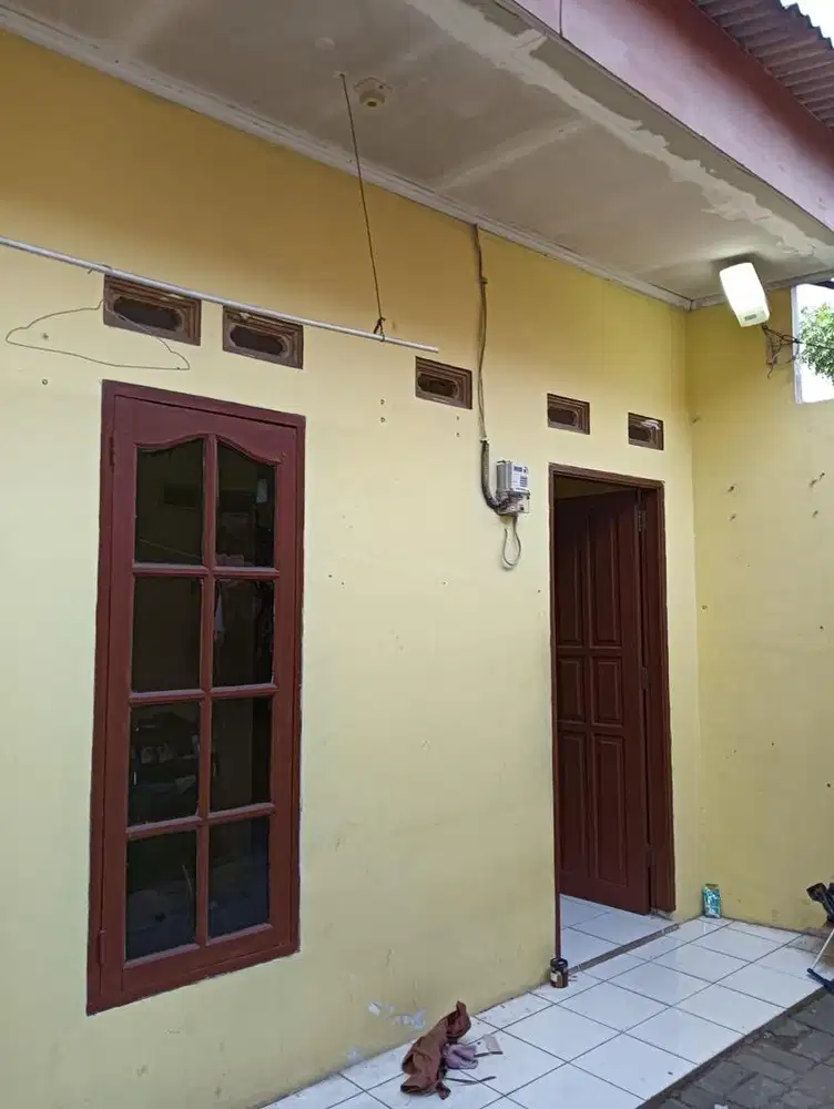 KONTRAKAN KURNIA CENDEKIA