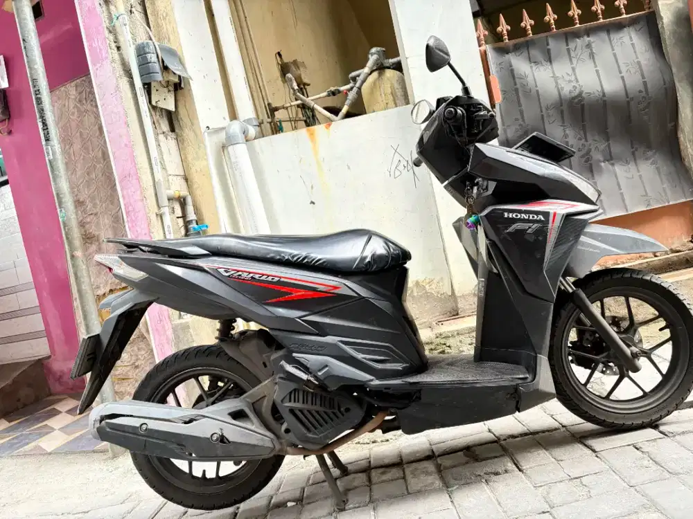 Vario led 125 cc tahun 2017