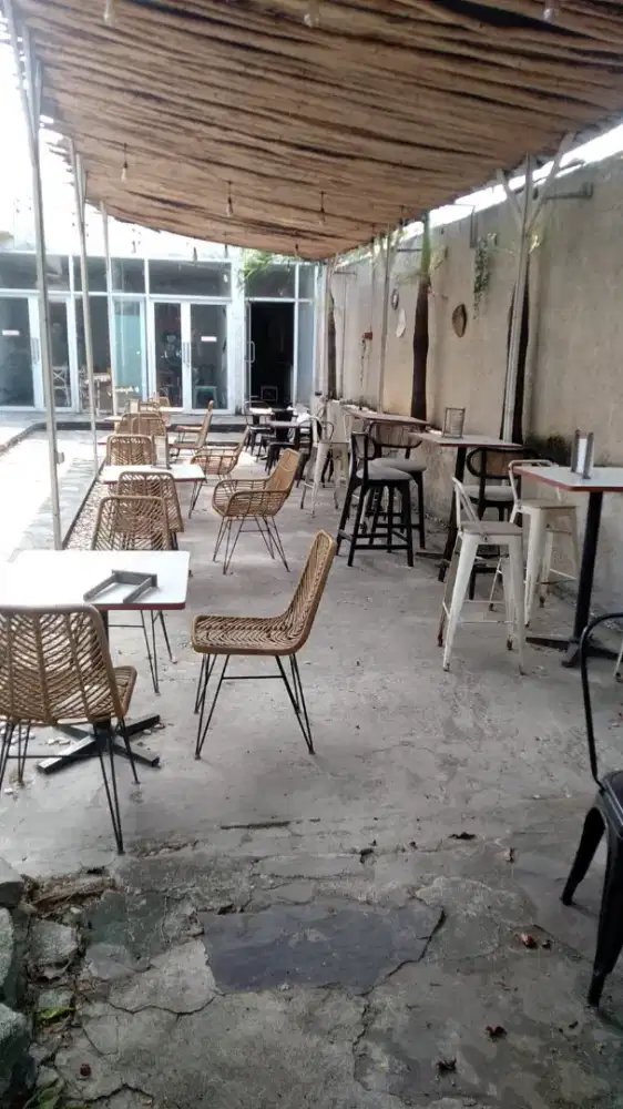 JUAL CEPAT KURSI MEJA EX CAFE