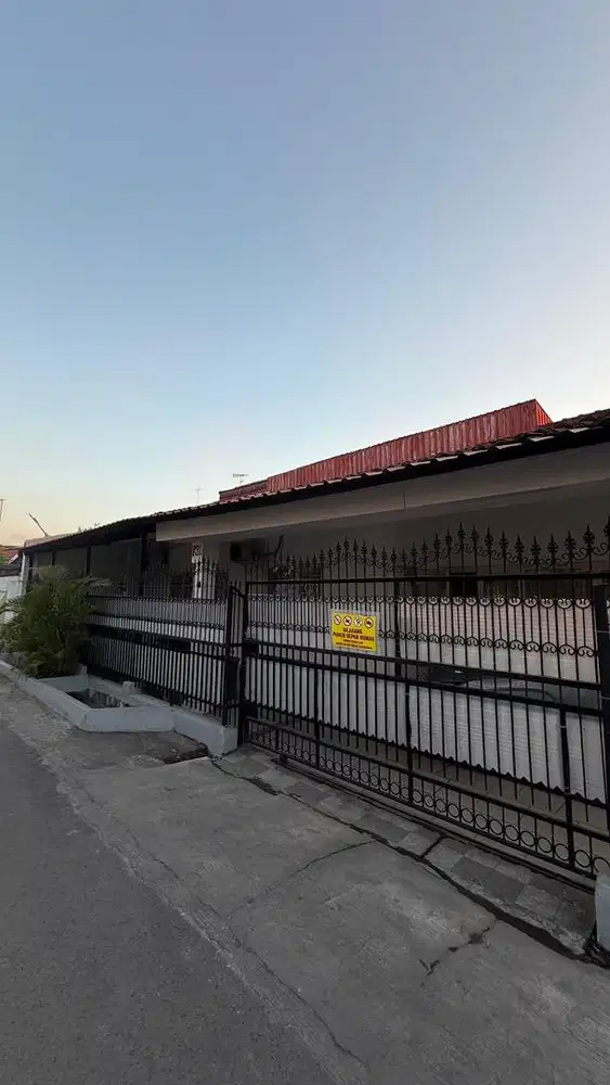 DIJUAL RUMAH  KOMPLEKS UNHAS