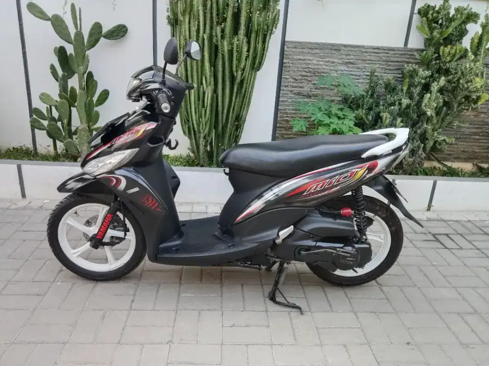 Yamaha Mio J tahun 2012 mesin cvt cakep siap pakai di Tangerang