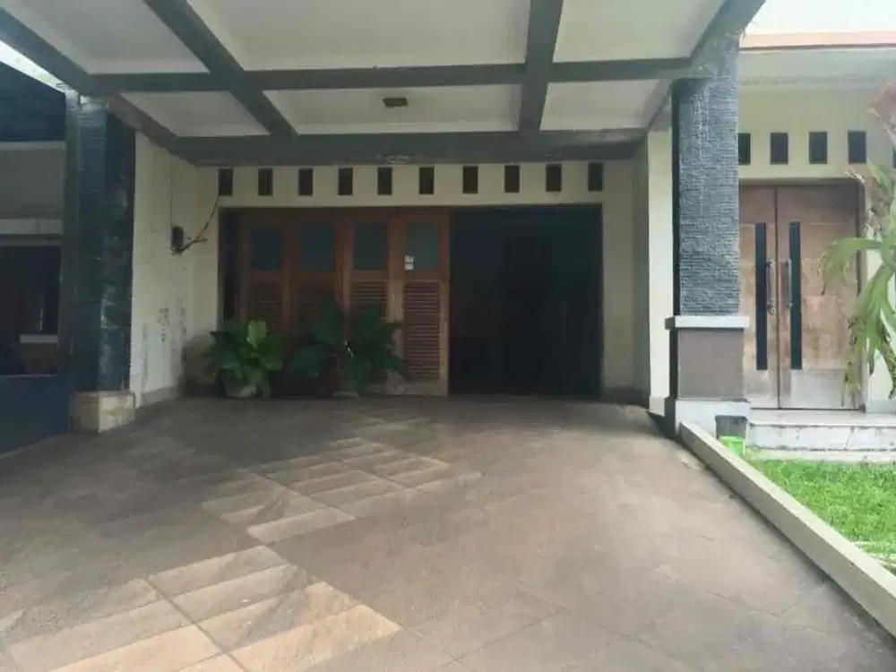 Dijual Rumah di Perumahan Grand Wisata Cluster Garden Terrace Kabupaten Bekasi, 306m, All In!