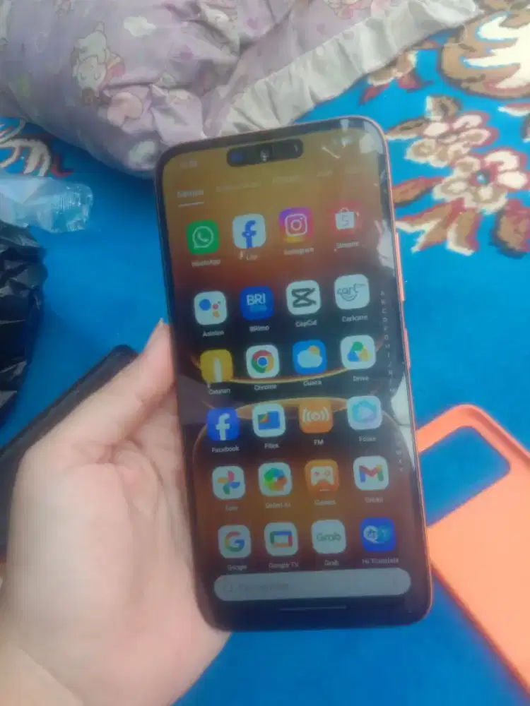 Di jual hp second rasa baru soalnya baru 2 Minggu beli