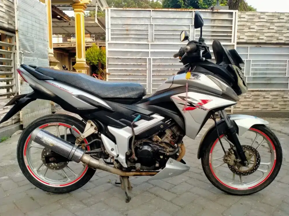 Honda CS one lengkap motor sehat keterangan detail dibawah