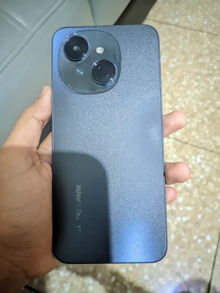 Tecno spark go 1 ram 4+4/128