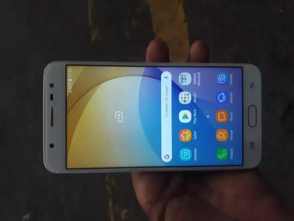 Samsung j7 Prime RAM 3/32
