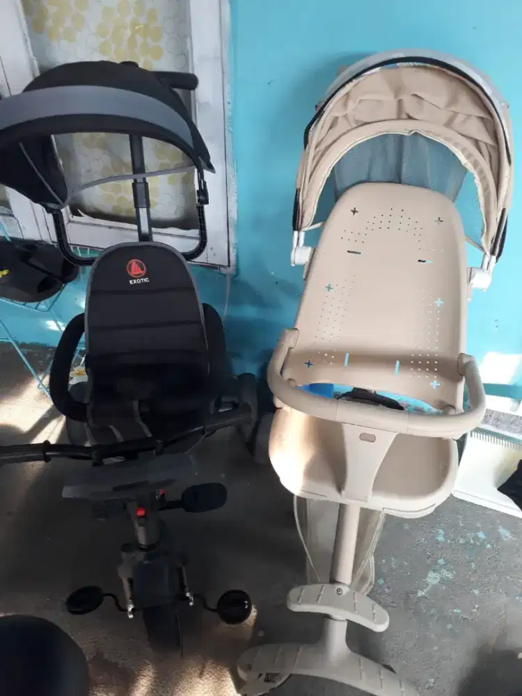 Sepaket Stroller Bayi Masih Bagus