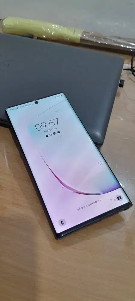 Samsung Galaxy Note 10 Plus 12 / 256GB Hitam ex resmi Indonesia