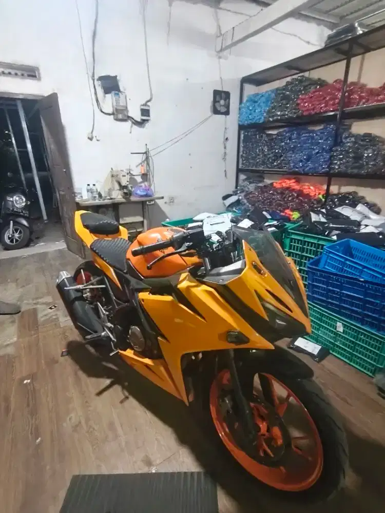 FOKUS JUAL SAJA CBR150R REPSOL 2016