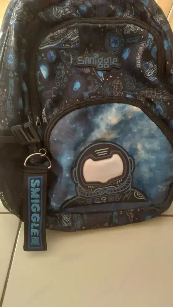 Tas smiggle anak