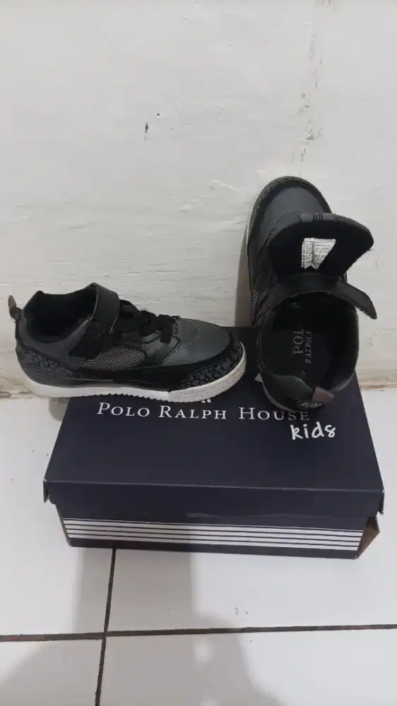 Preloved sepatu anak