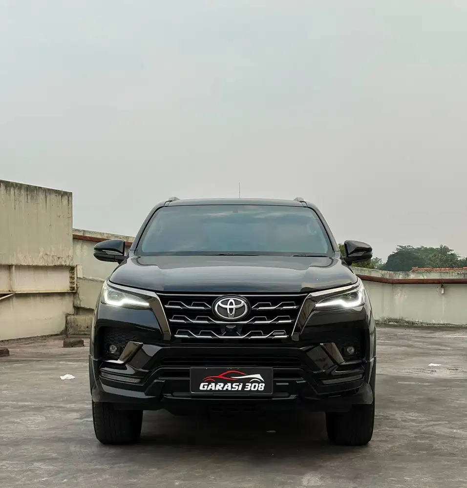 Toyota Fortuner 2.4 VRZ GR Sport AT