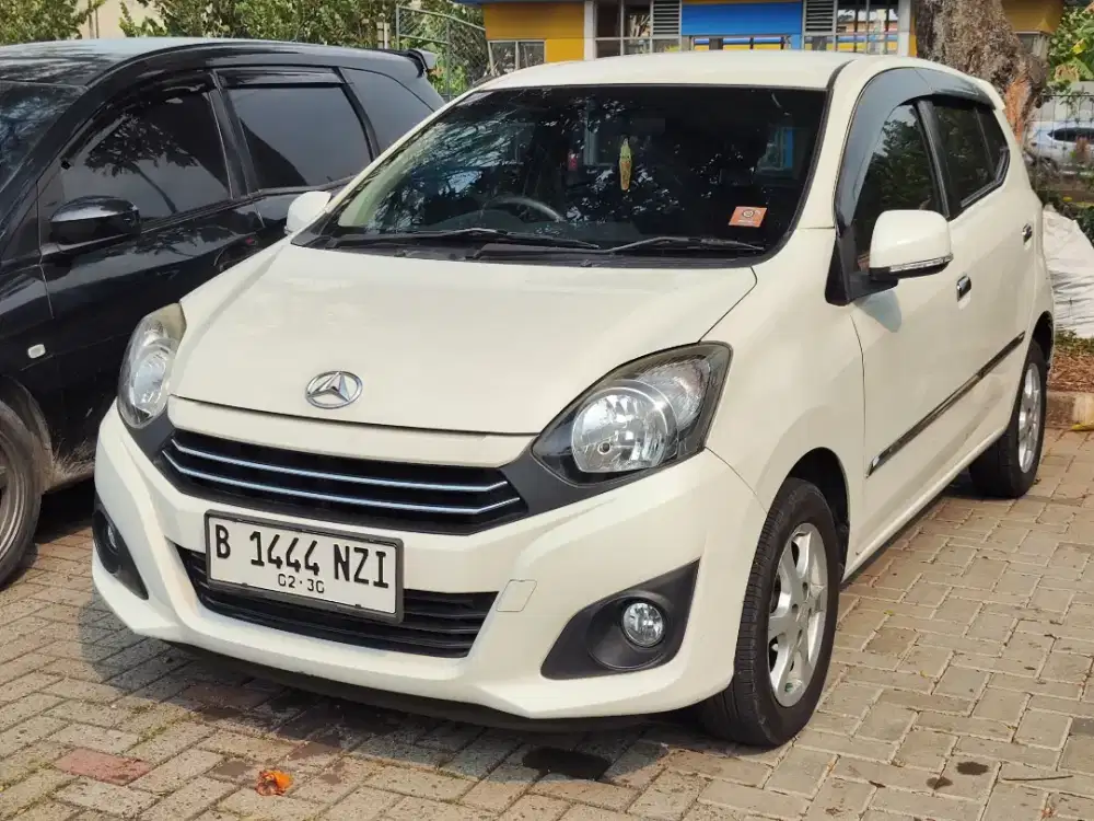 Dijual Daihatsu Ayla tipe X tahun 2020 matic 1000cc