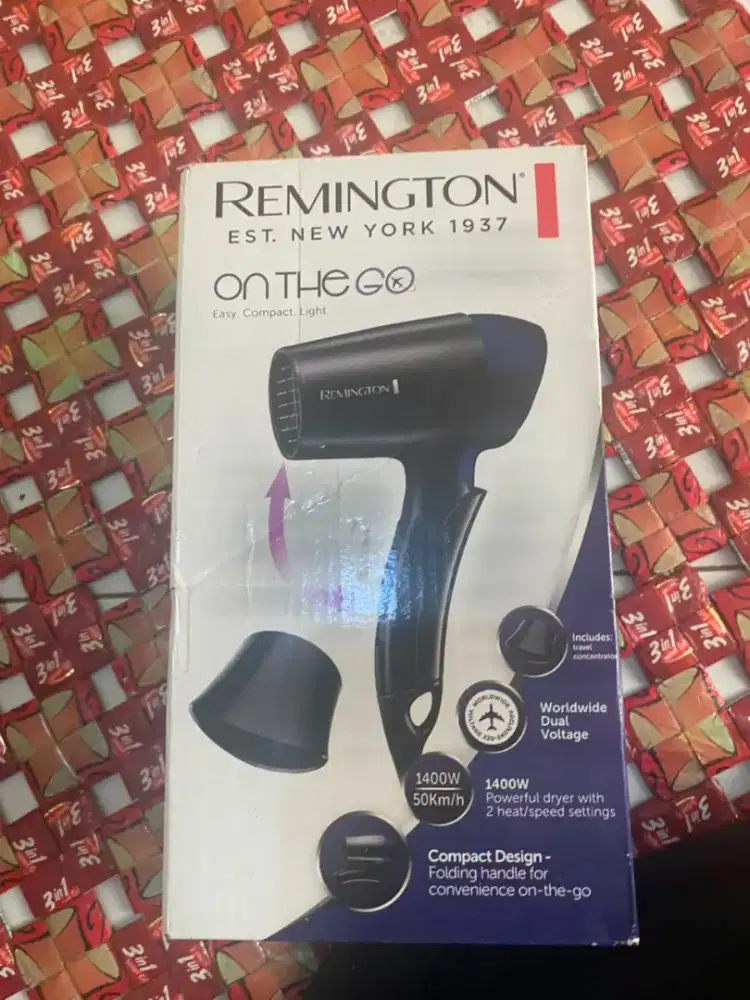 REMINGTON HAIR DRYER