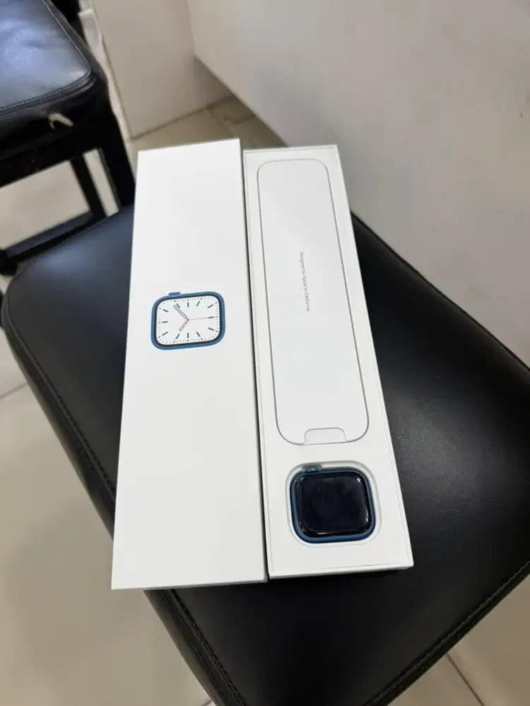 Apple watch series 7 41MM unit dan dus aja min layar scrach