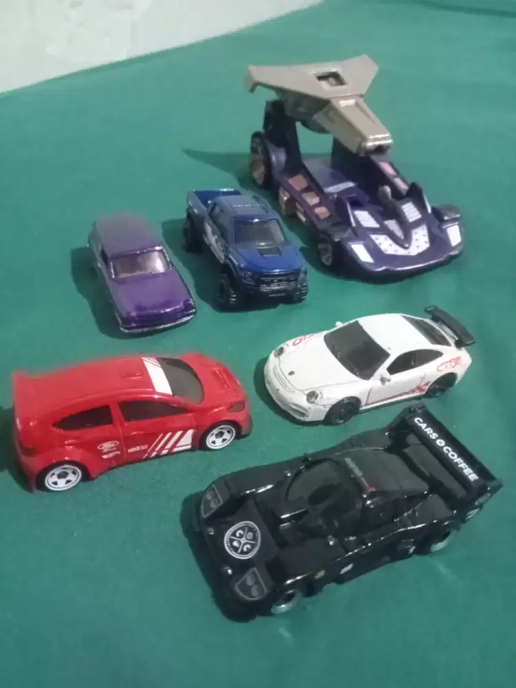 Hot wheels bekas