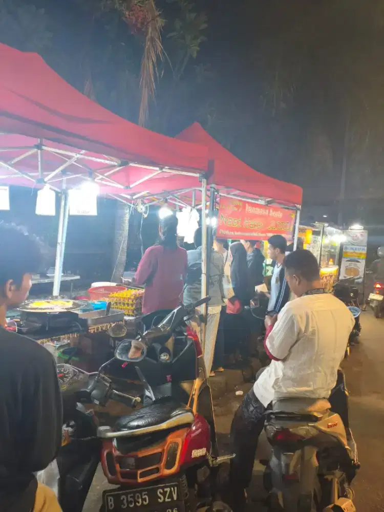 Di butuhkan karyawan