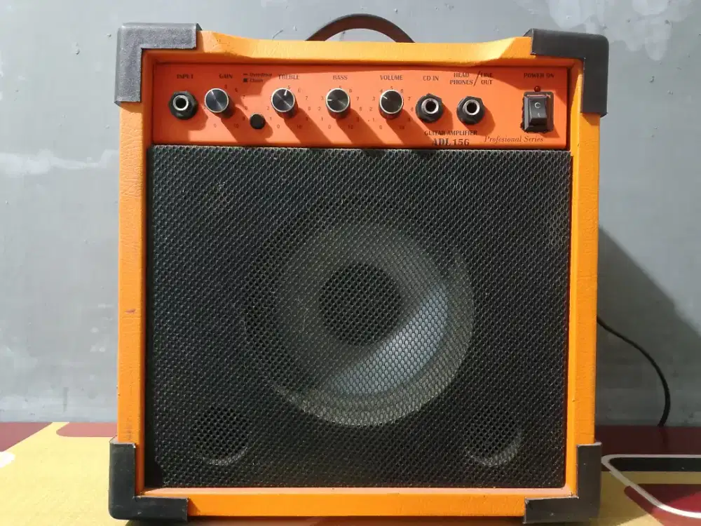 Ampli Gitar ADL