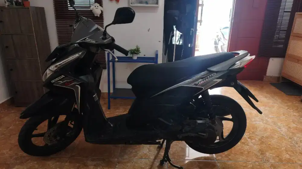 Honda Vario 110cc CBS Black - Pajak Hidup Panjang