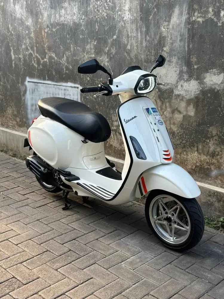 Vespa Sprint abs 2024 modif low oddo putih