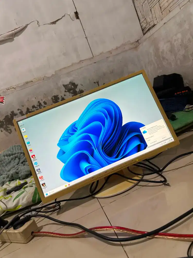 monitor fujitsu 21.5 inch