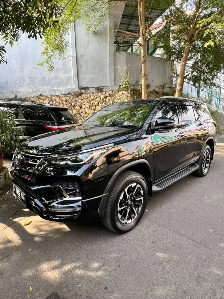 Toyota Fortuner 2022 VRZ 2.8 GR Sport Diesel