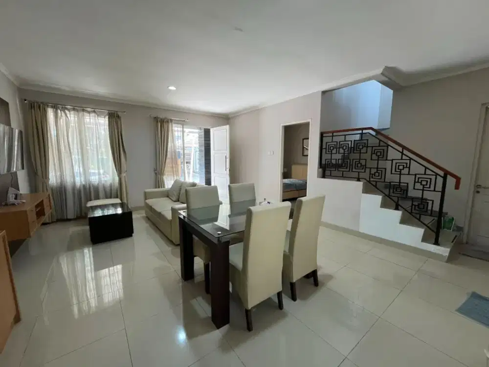 Disewakan Rumah Full Furnish 3 Kamar Cluster Florencia, Lippo Cikarang, Bekasi