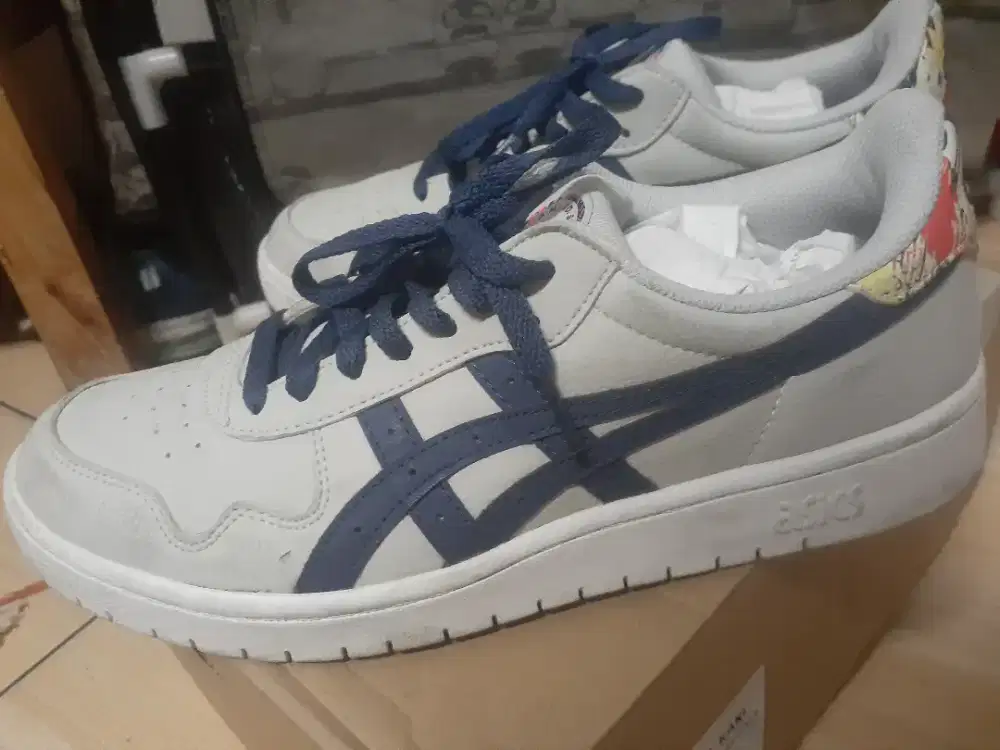 Sepatu asic original