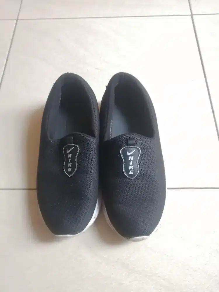 Sepatu wanita uk 38