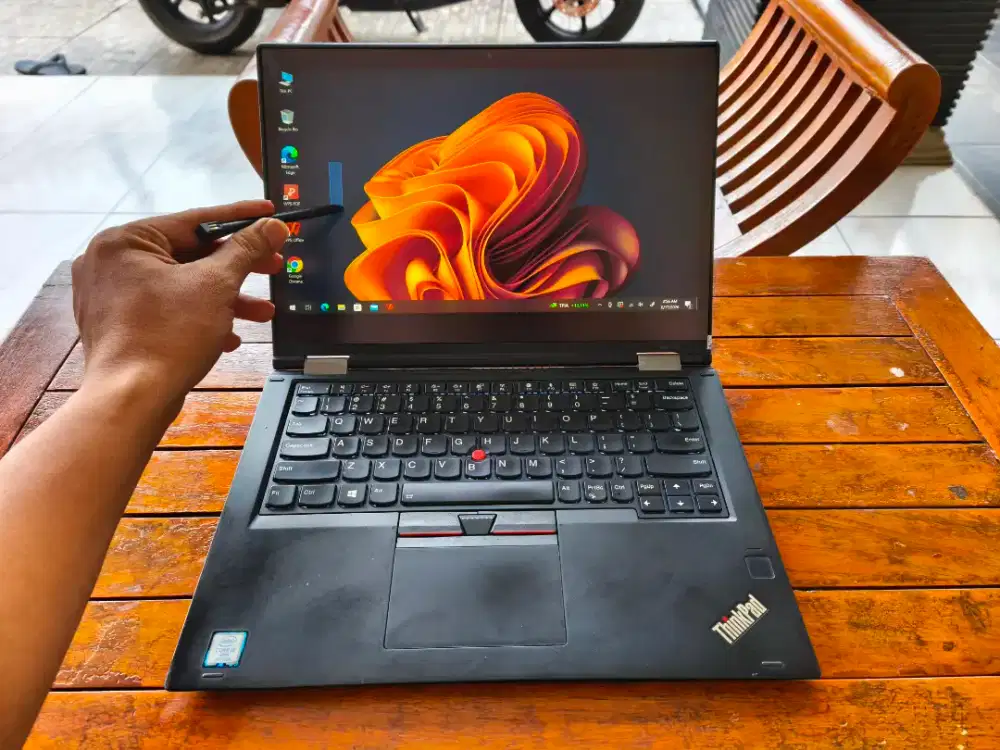 Jual Laptop Lenovo Thinkpad Yoga 370 Touchscreen