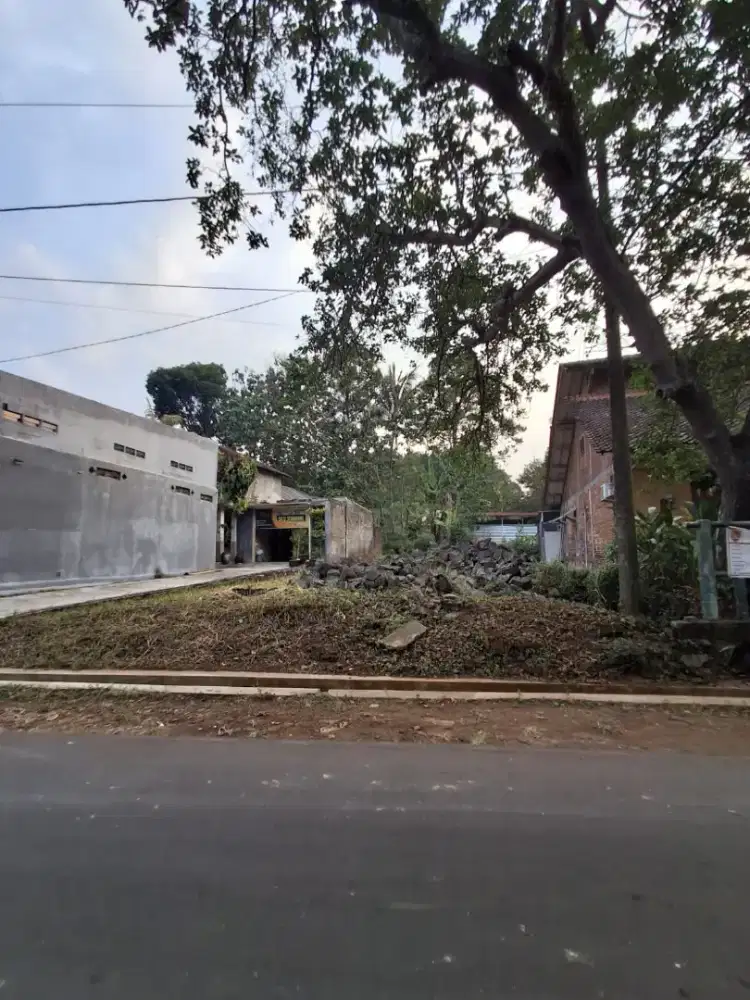 Tanah dijual  milik sendiri SHM  pakintelan  gunungpati smg