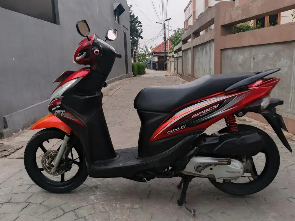 Honda spacy 2011 stater tokcer halus mulus terawat