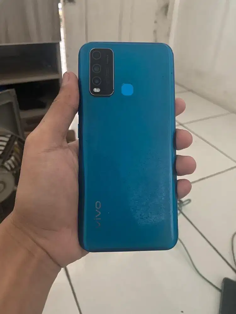 Vivo y30 4/64 gb